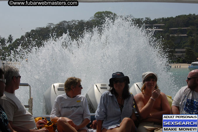 Speedboat Island Hopping