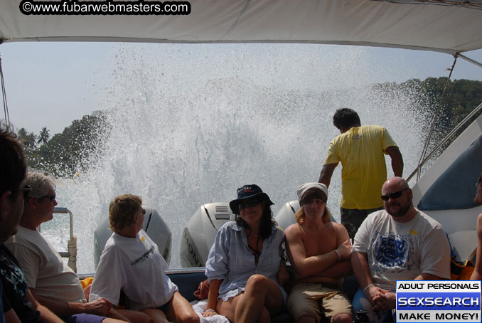 Speedboat Island Hopping