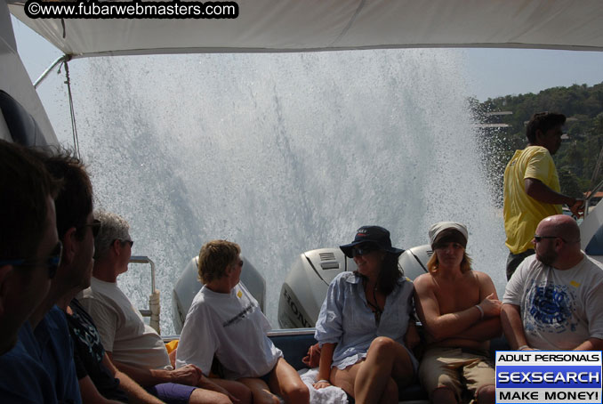 Speedboat Island Hopping