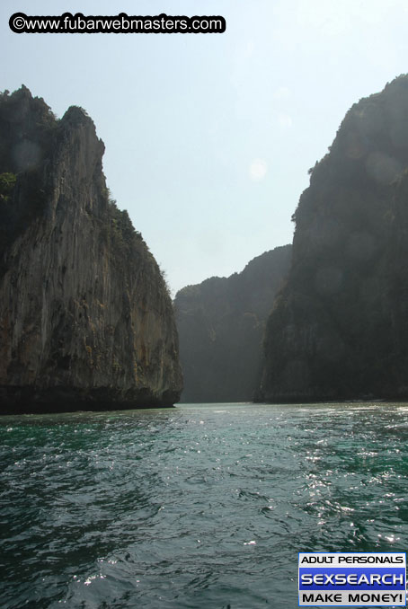 Speedboat Island Hopping