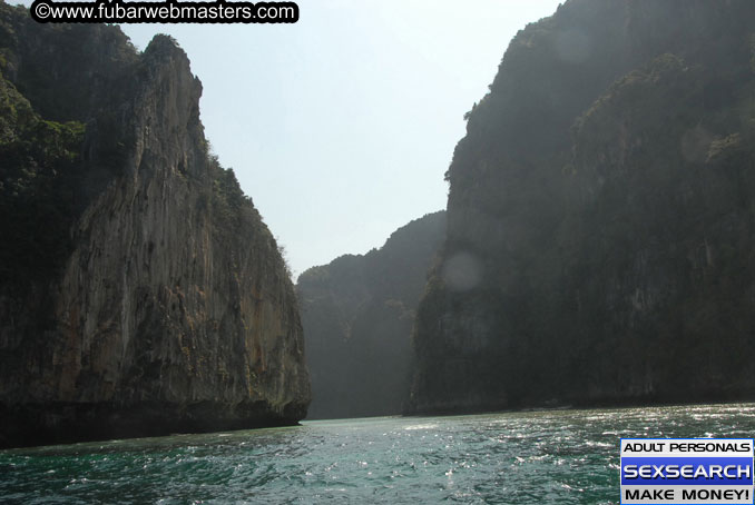 Speedboat Island Hopping