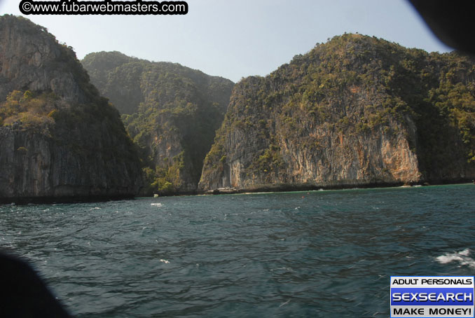 Speedboat Island Hopping