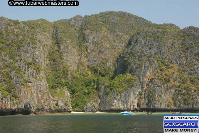 Speedboat Island Hopping