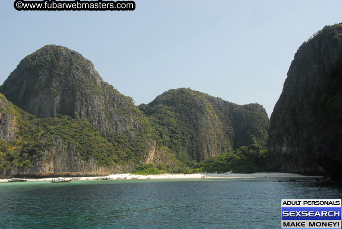 Speedboat Island Hopping