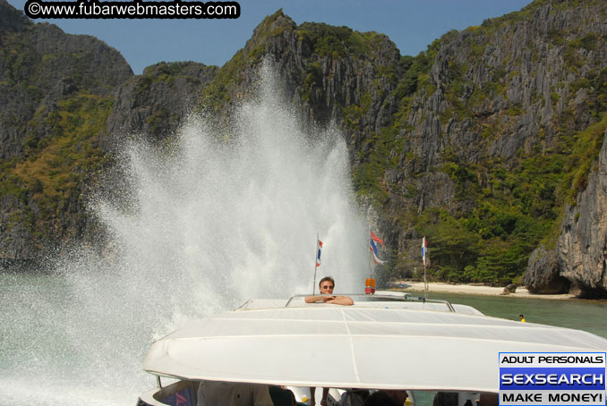 Speedboat Island Hopping