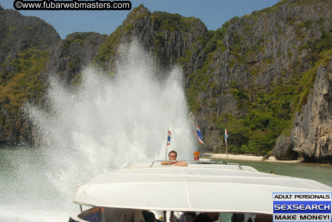 Speedboat Island Hopping