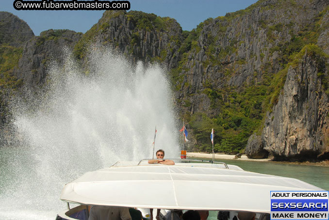 Speedboat Island Hopping