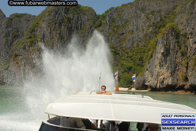 Speedboat Island Hopping