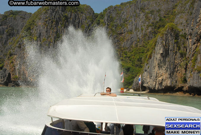 Speedboat Island Hopping