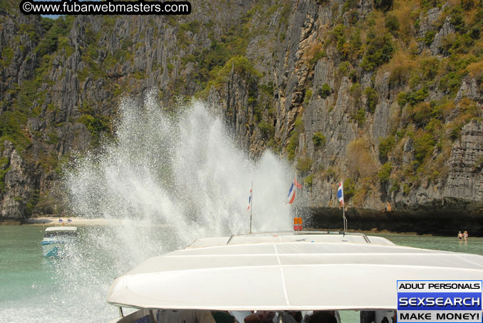 Speedboat Island Hopping