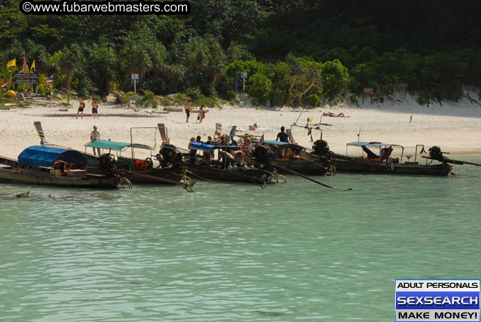 Speedboat Island Hopping