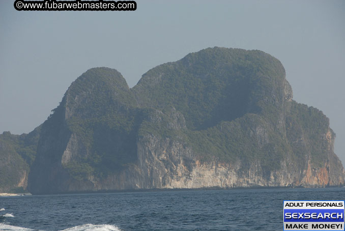 Speedboat Island Hopping