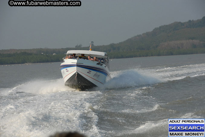 Speedboat Island Hopping