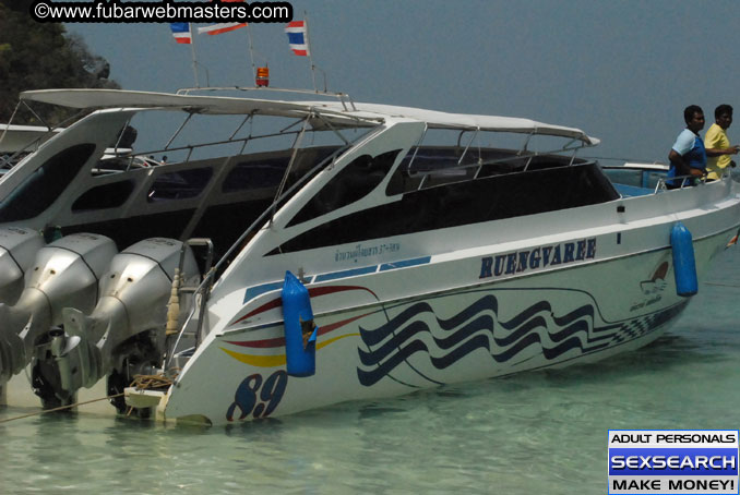 Speedboat Island Hopping