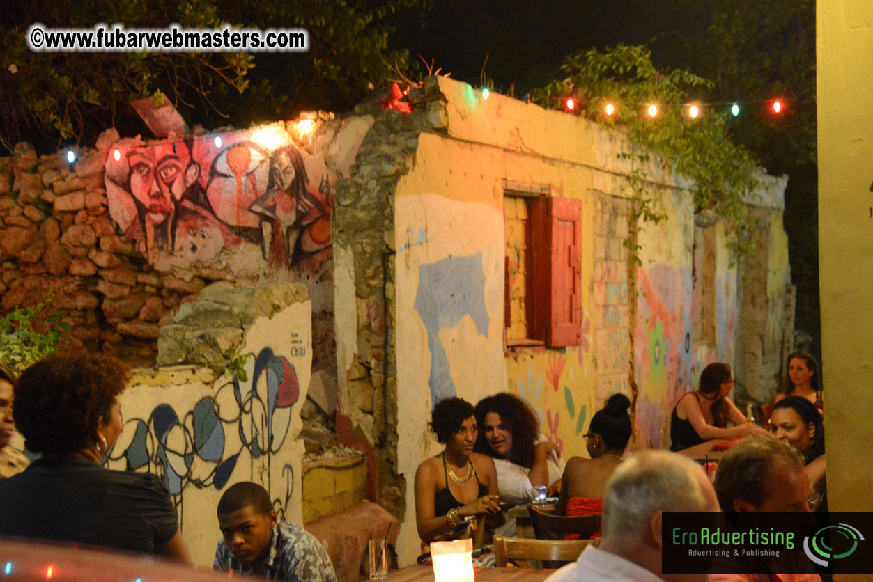 Reporo Party at the Mundo Bizarro