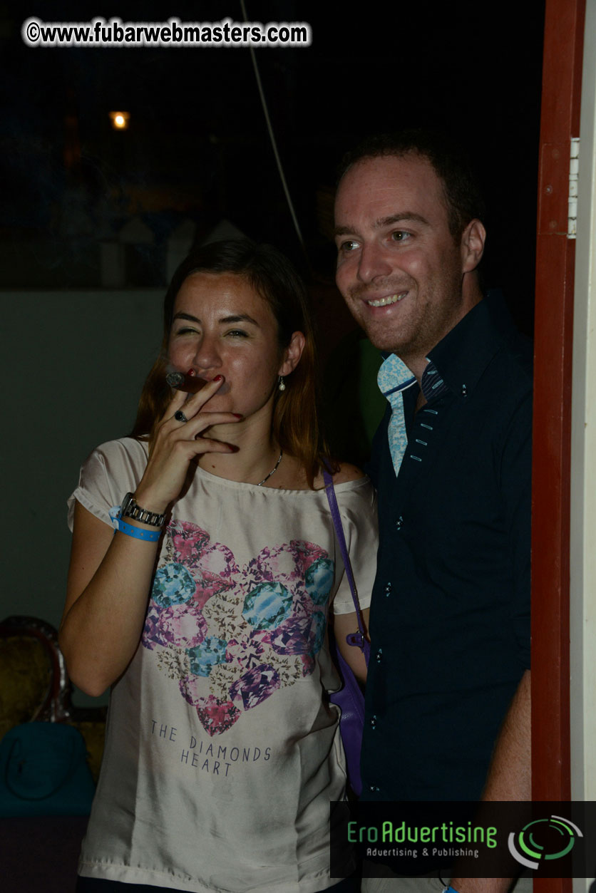 Reporo Party at the Mundo Bizarro