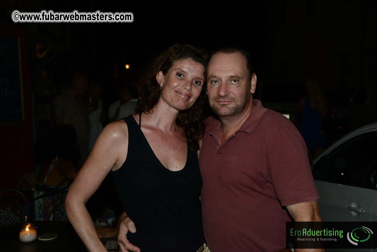 Reporo Party at the Mundo Bizarro