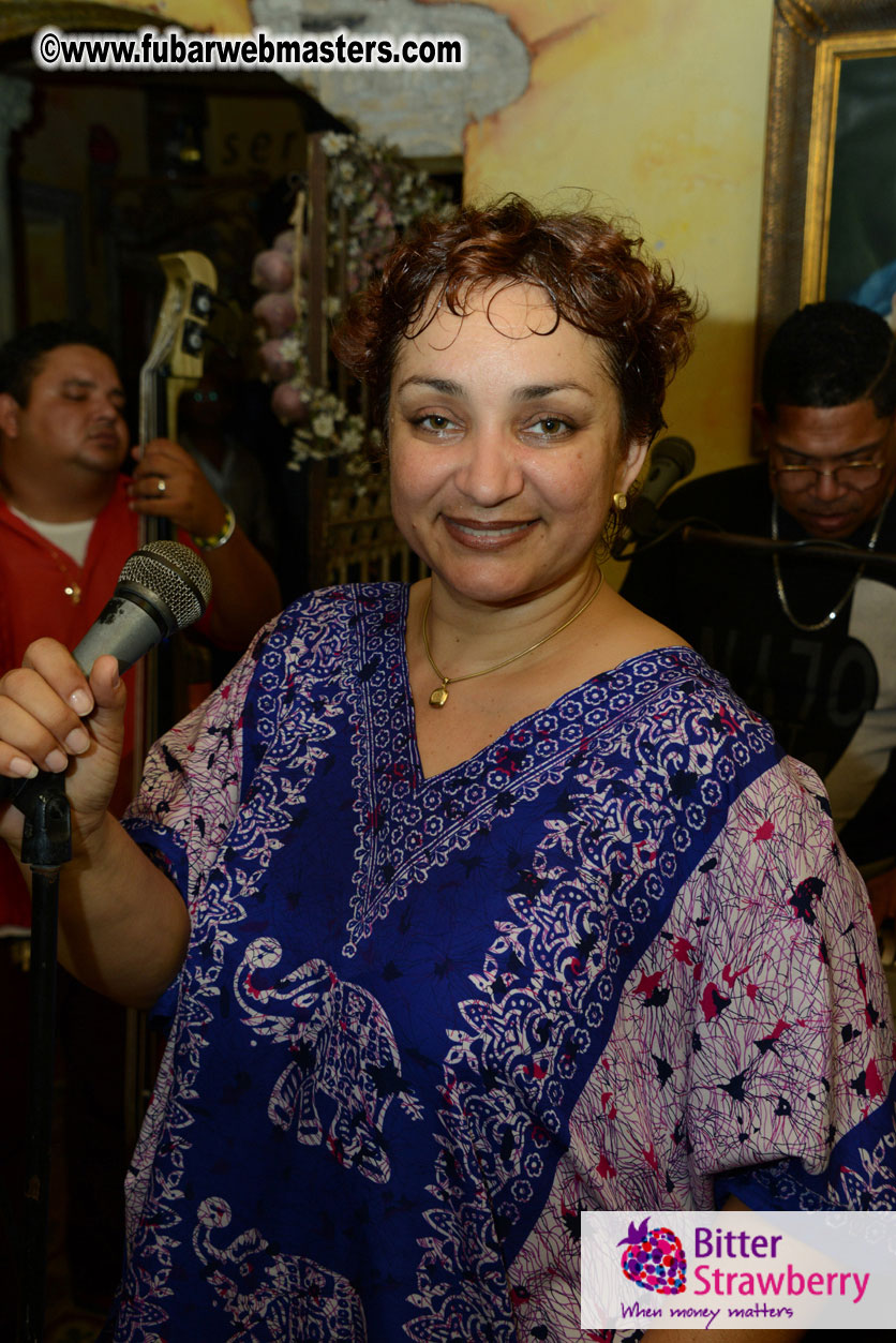 Reporo Party at the Mundo Bizarro