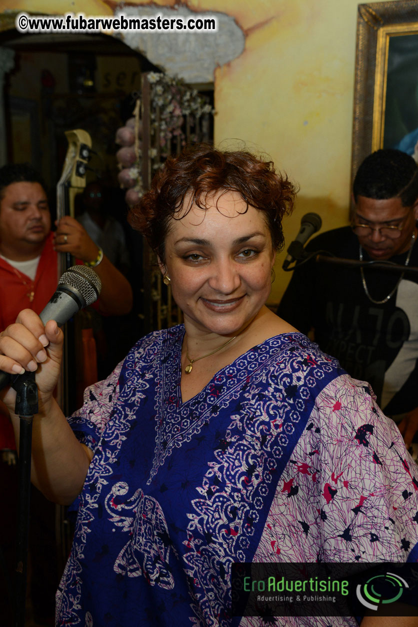 Reporo Party at the Mundo Bizarro