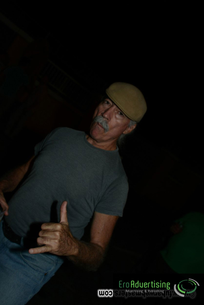 Reporo Party at the Mundo Bizarro