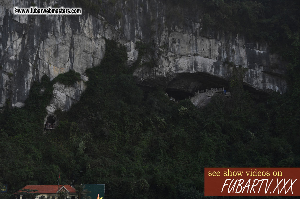 Luon Cave tour