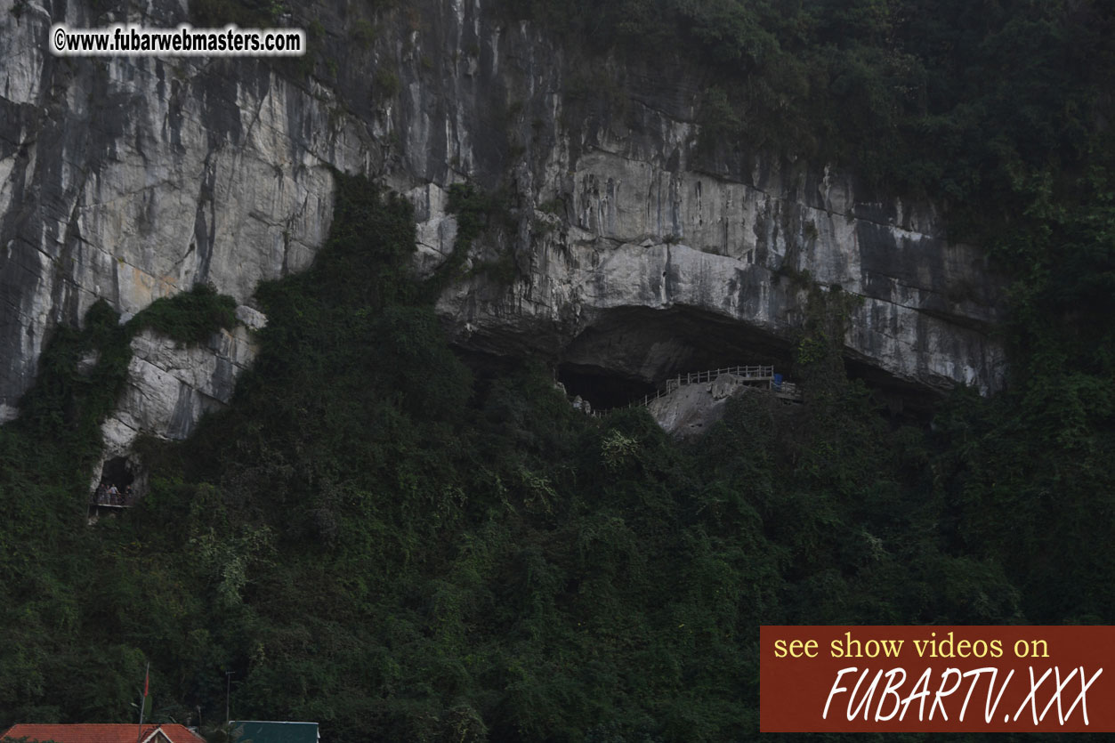 Luon Cave tour