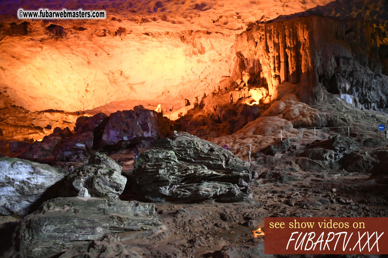 Luon Cave tour