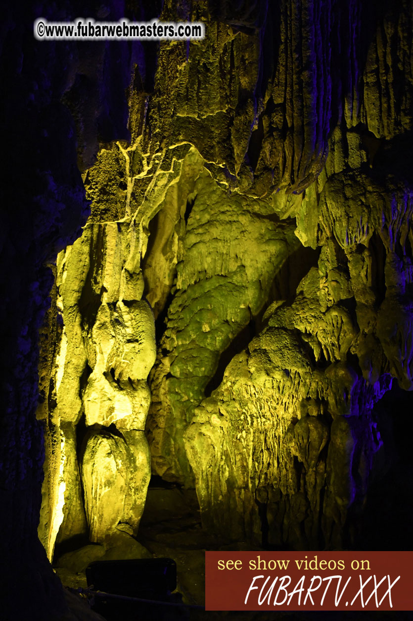 Luon Cave tour