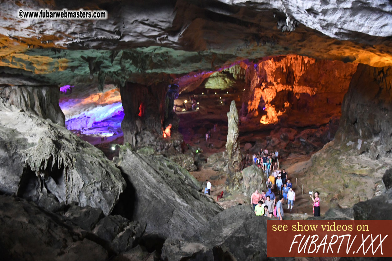 Luon Cave tour