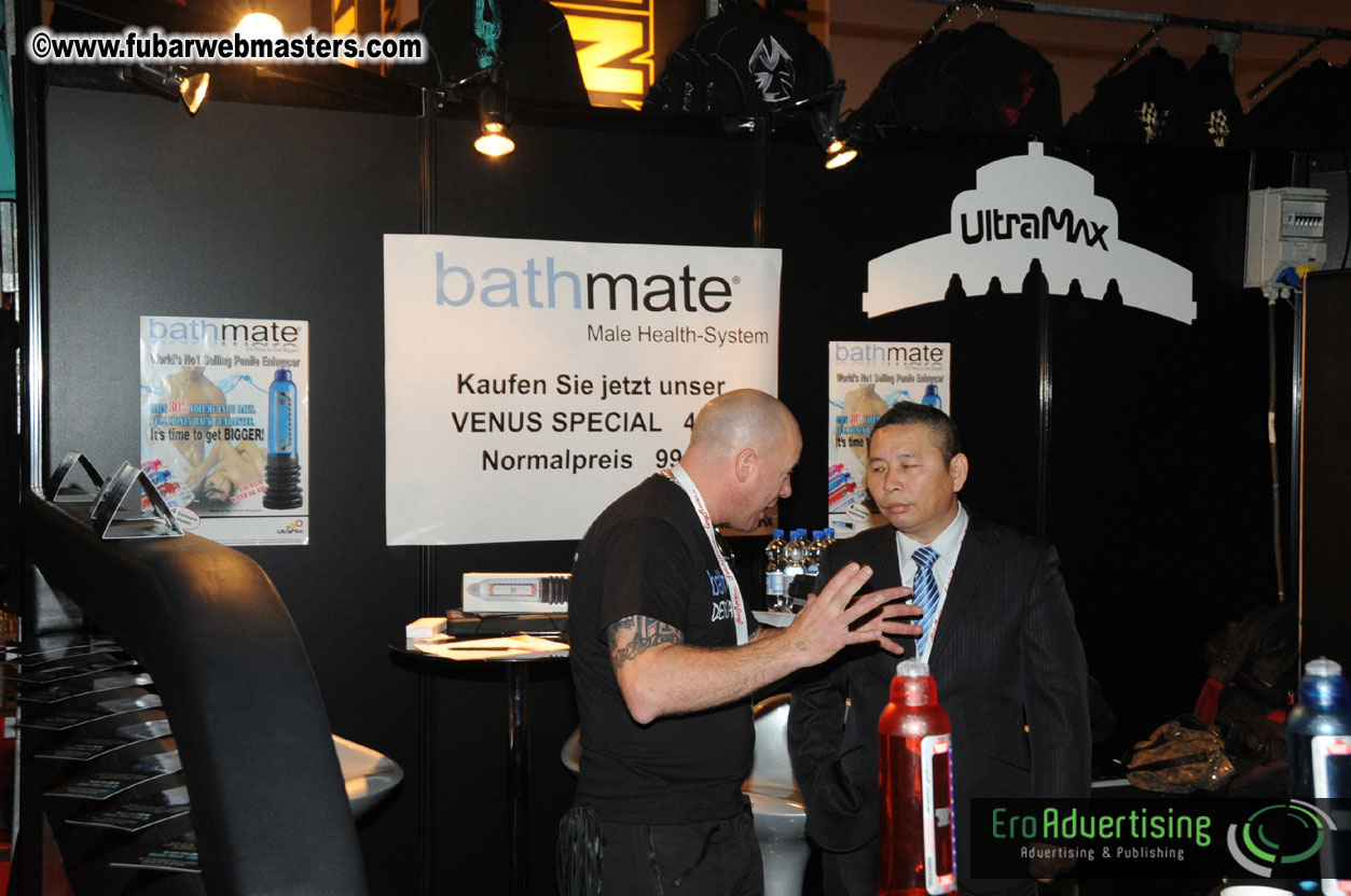 14.Venus showfloor Day 3