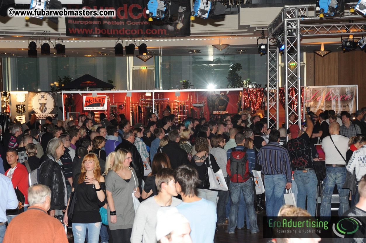 14.Venus showfloor Day 3