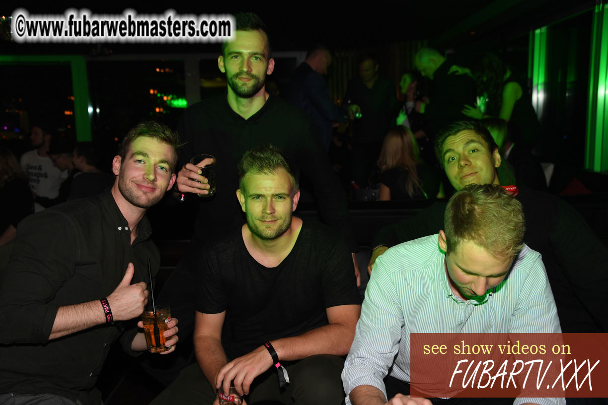 VIP Experience at Puro