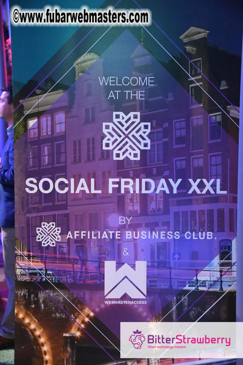 Social Friday XXL
