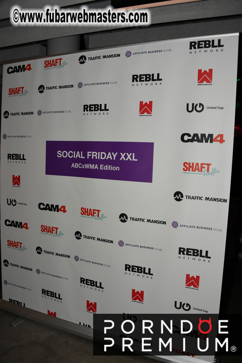 Social Friday XXL