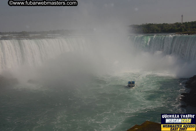 Trip to Niagra Falls with friends