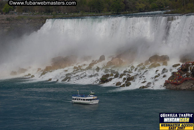 Trip to Niagra Falls with friends