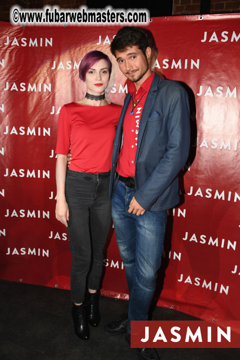 Wild & Red - Party by Jasmin