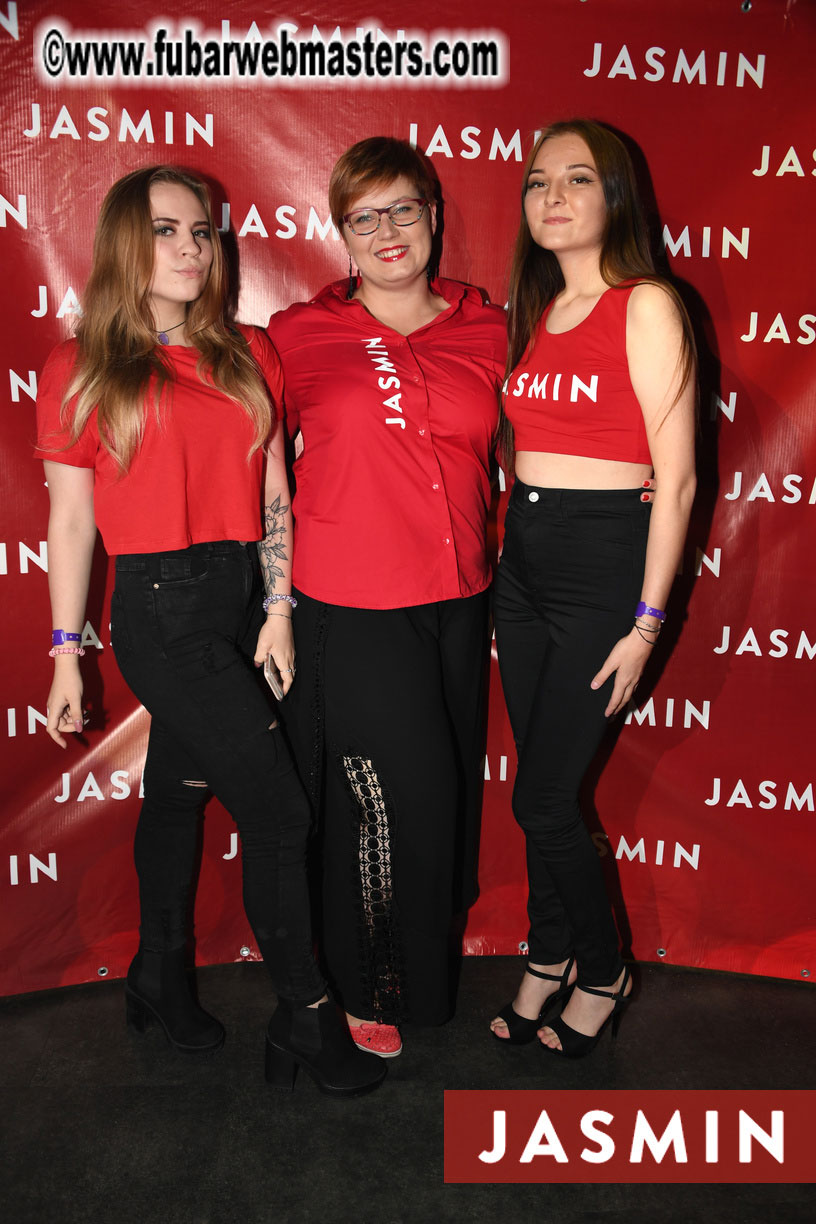 Wild & Red - Party by Jasmin