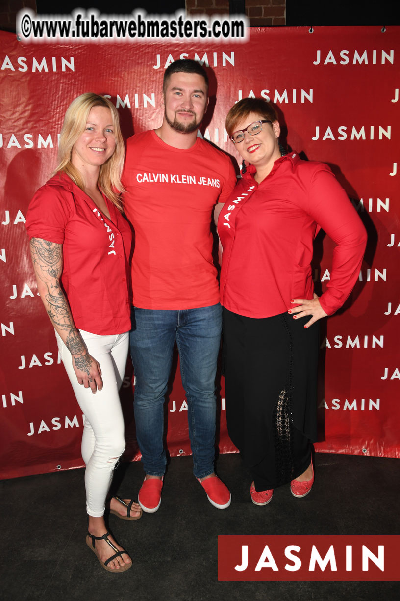 Wild & Red - Party by Jasmin