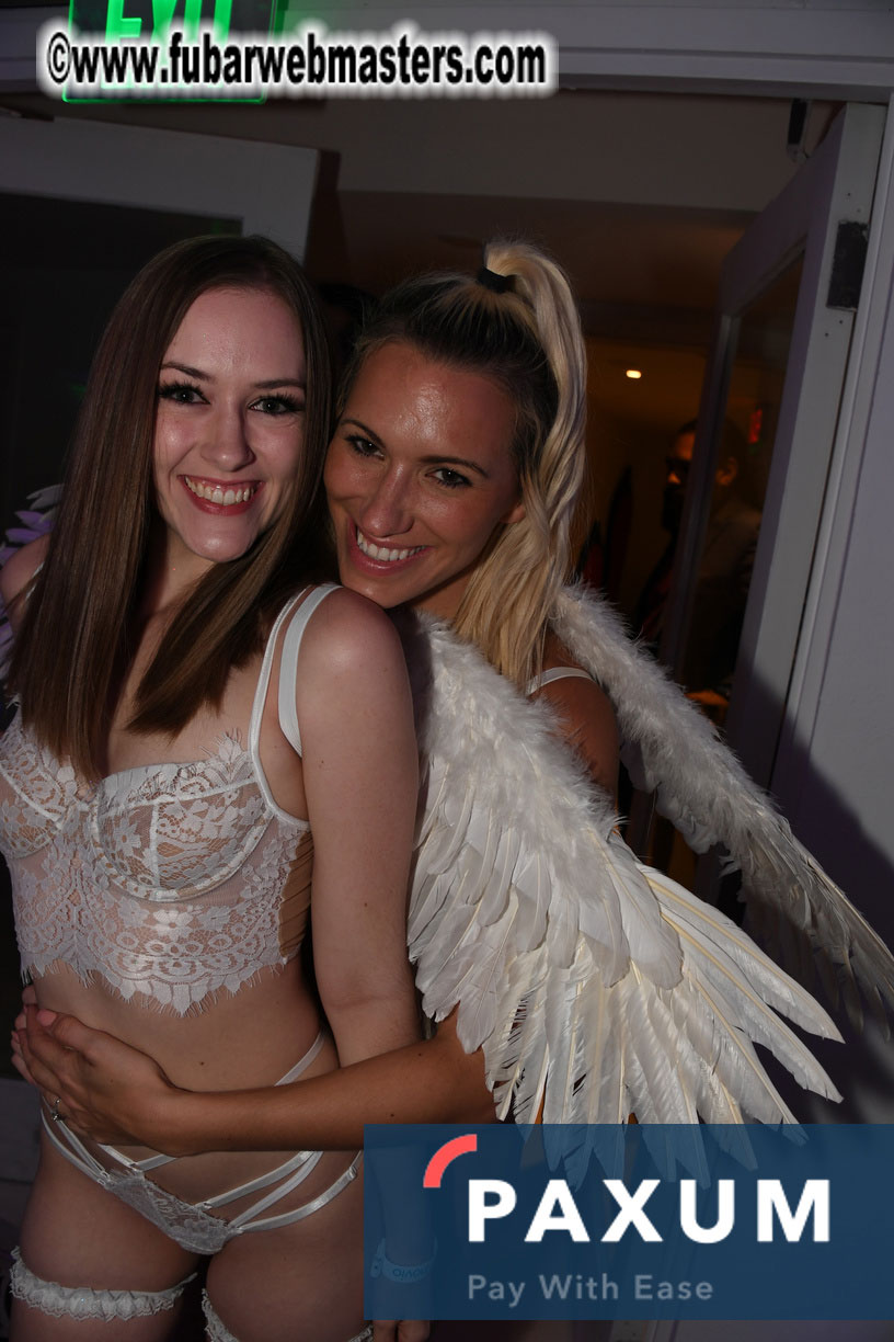 XBIZ Miami White Party