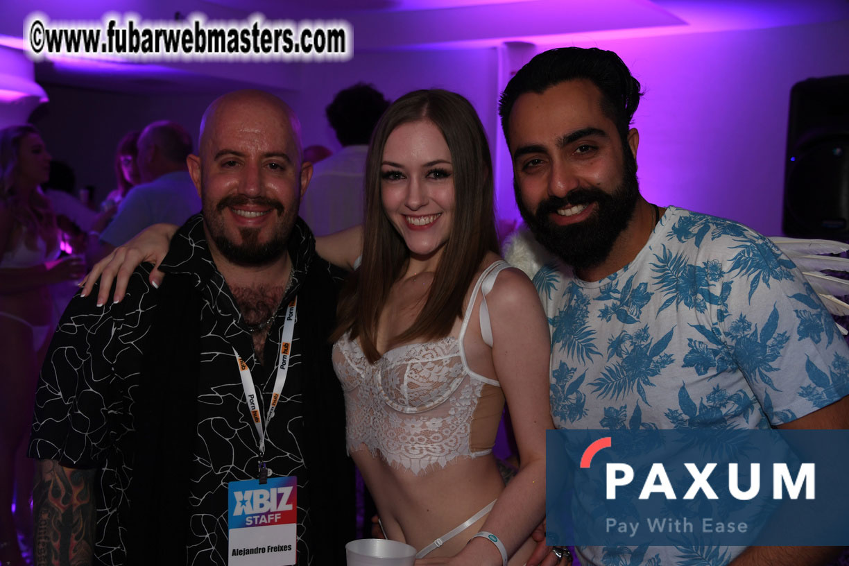 XBIZ Miami White Party