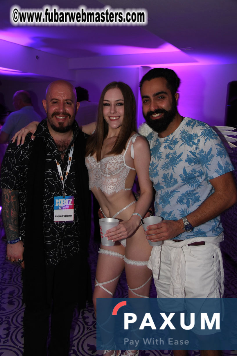 XBIZ Miami White Party