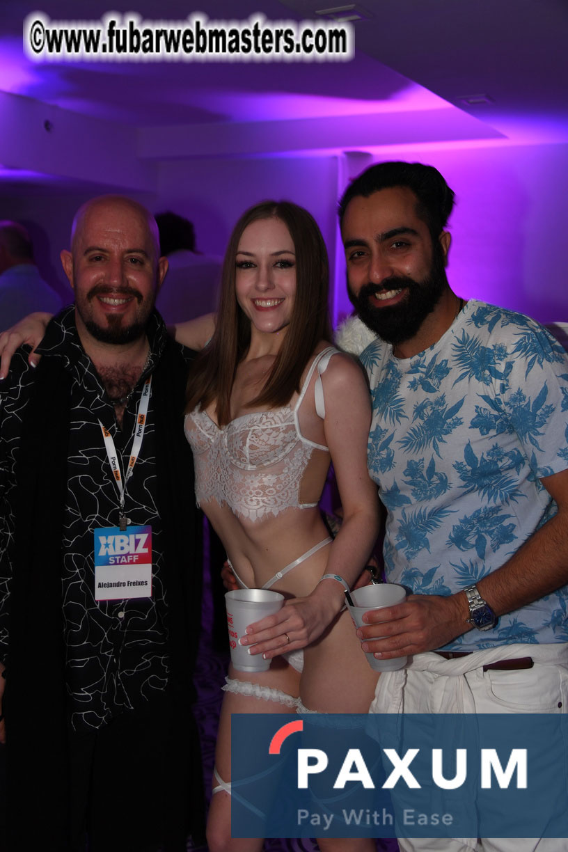 XBIZ Miami White Party