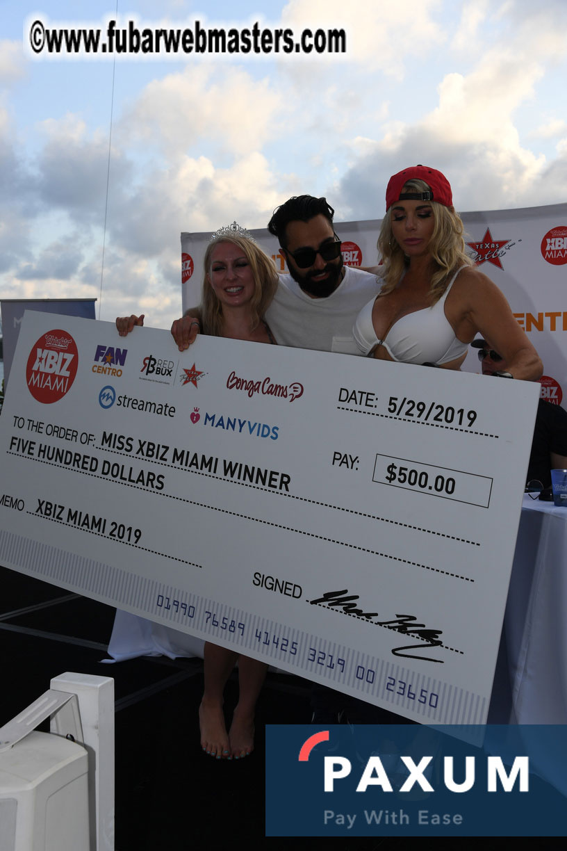 XBIZ Miami Bikini and Mankini Contest