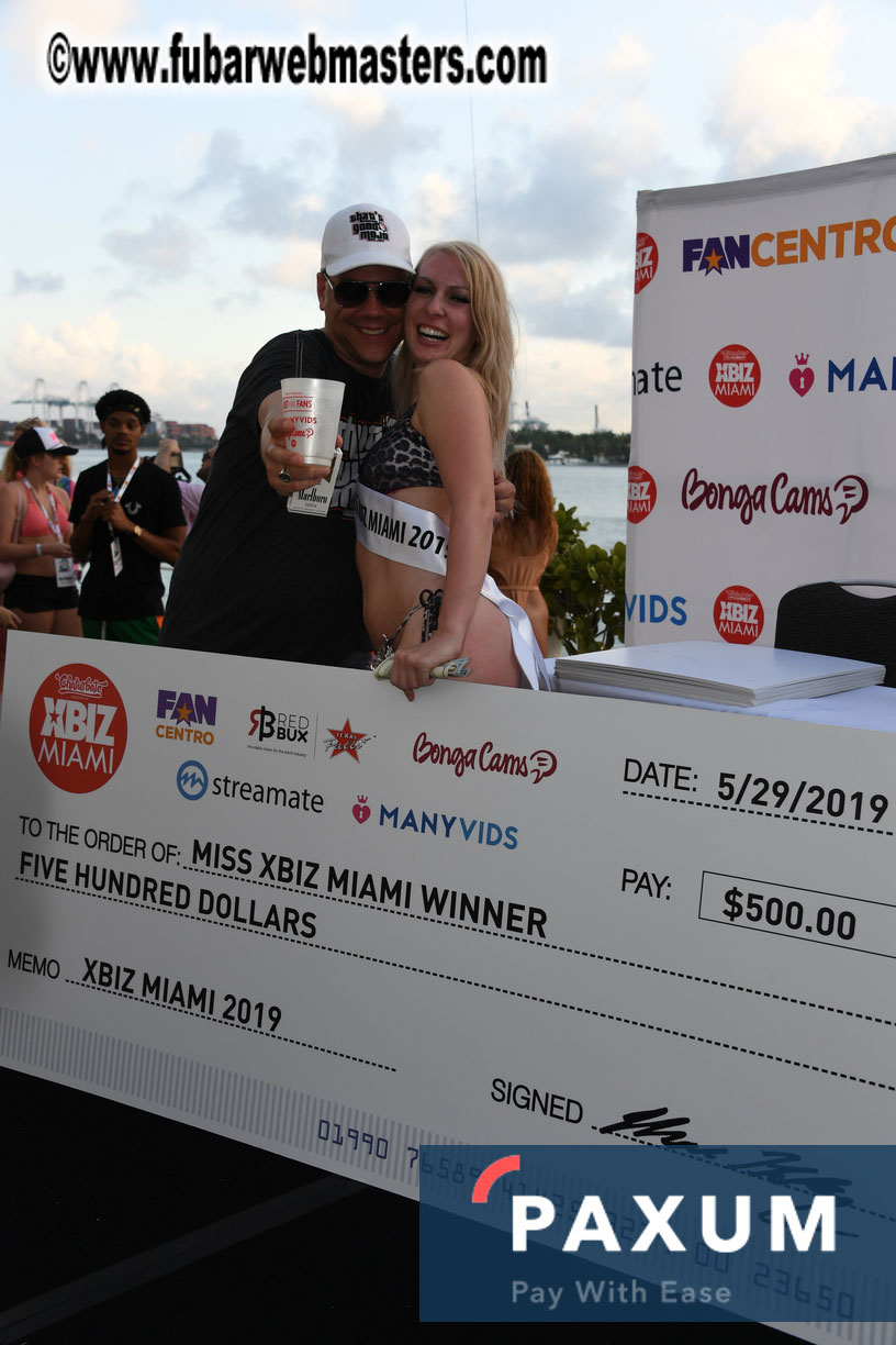 XBIZ Miami Bikini and Mankini Contest