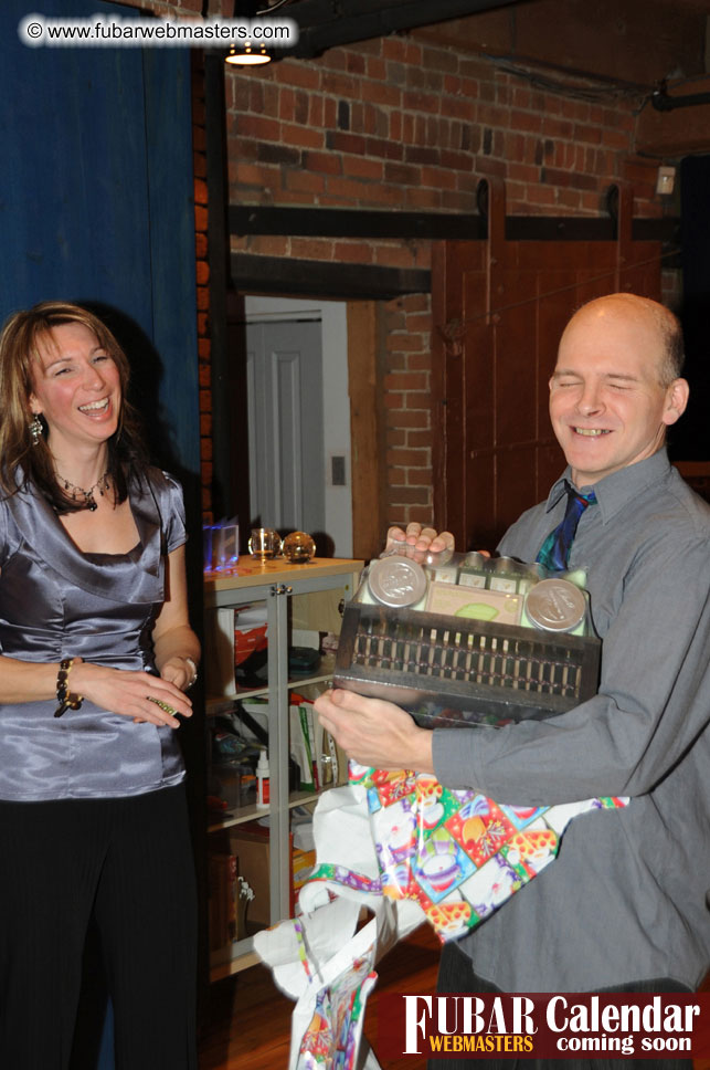 2Much.net Christmas Cocktails and Dinner