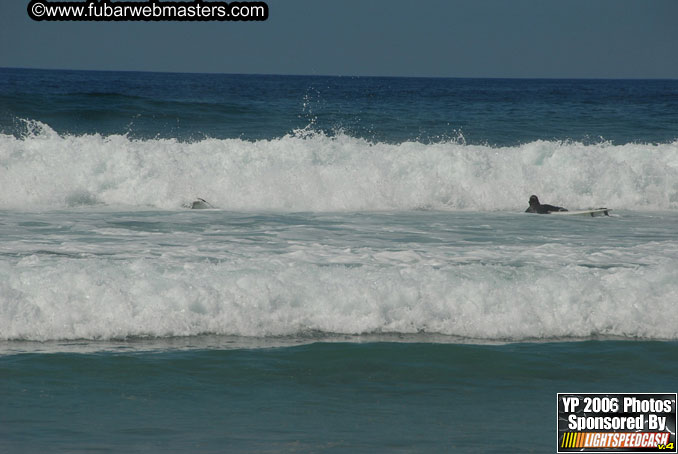 Ycaza & Mike Hawk Surfing