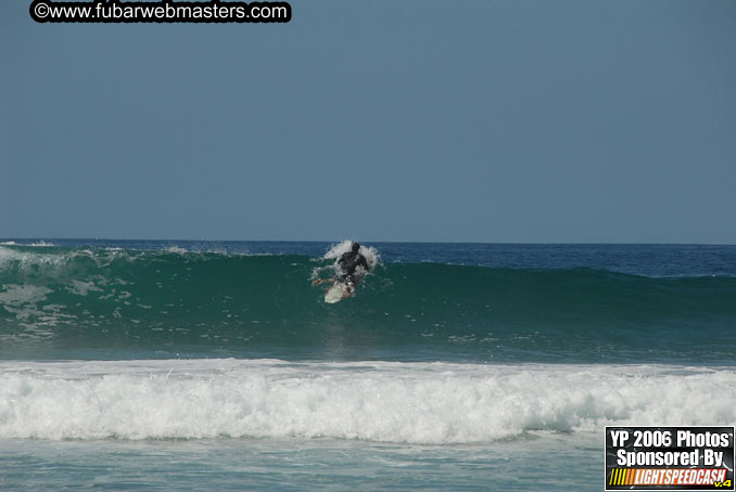 Ycaza & Mike Hawk Surfing