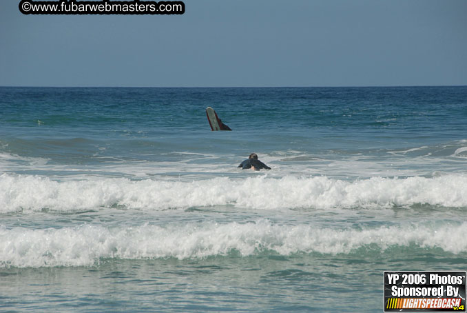 Ycaza & Mike Hawk Surfing