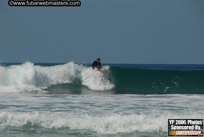 Ycaza & Mike Hawk Surfing